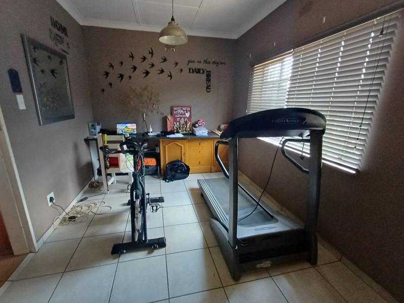 3 Bedroom Property for Sale in Wentworth Park Gauteng