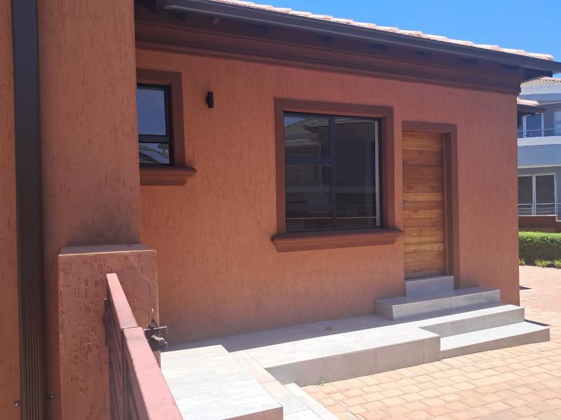 4 Bedroom Property for Sale in Blue Valley Golf Estate Gauteng