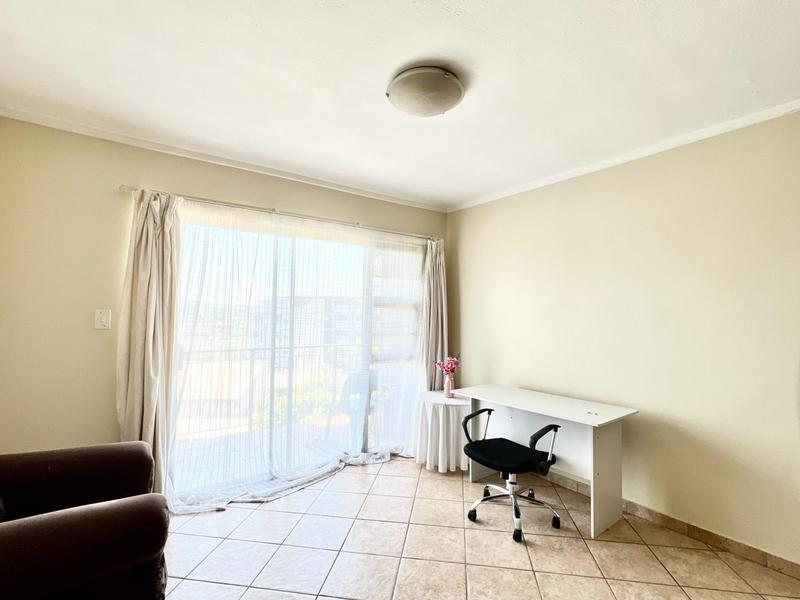 2 Bedroom Property for Sale in Menlyn Gauteng