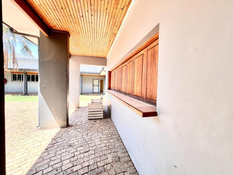 2 Bedroom Property for Sale in Menlyn Gauteng