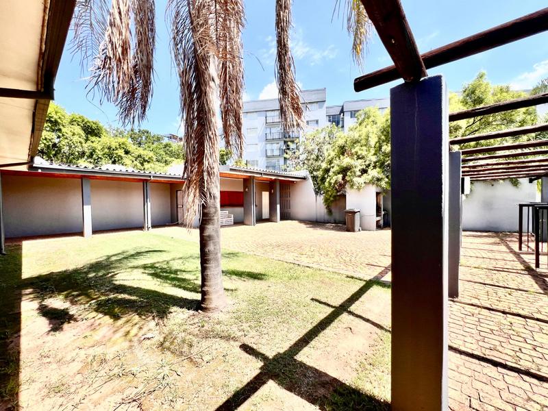 2 Bedroom Property for Sale in Menlyn Gauteng