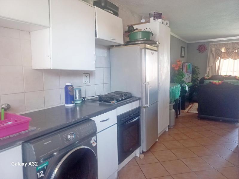 2 Bedroom Property for Sale in Birch Acres Gauteng