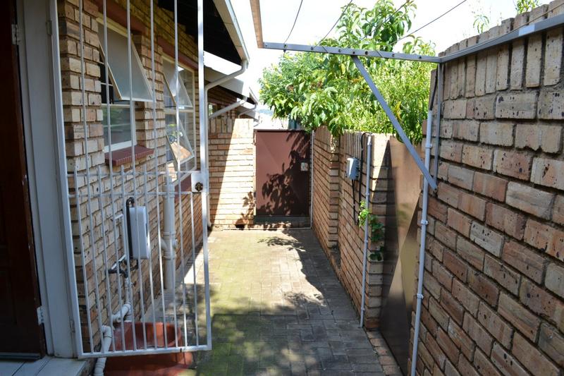 To Let 2 Bedroom Property for Rent in Noordheuwel Gauteng