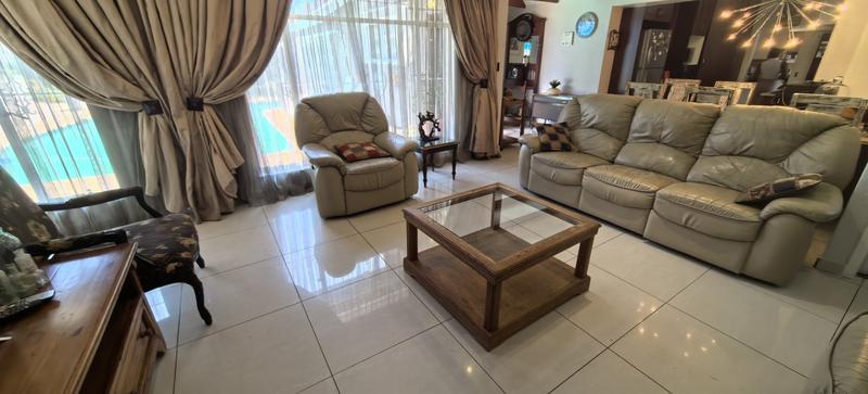 5 Bedroom Property for Sale in Florida Park Gauteng