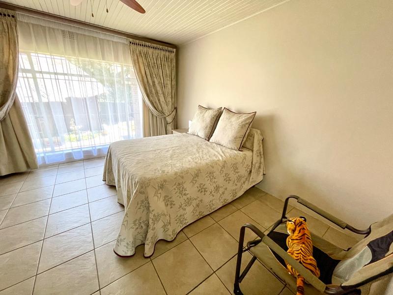 5 Bedroom Property for Sale in Rant En Dal Gauteng