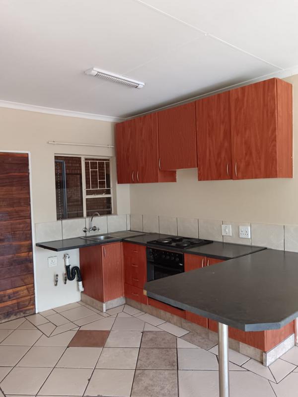 2 Bedroom Property for Sale in Krugersdorp Gauteng