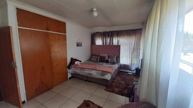 To Let 3 Bedroom Property for Rent in Kwaggasrand Gauteng