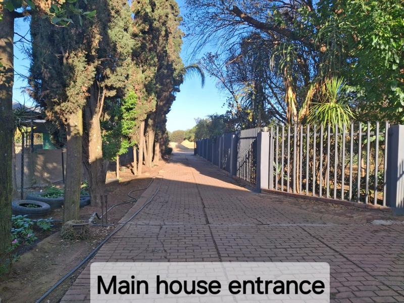 9 Bedroom Property for Sale in Andeon Gauteng