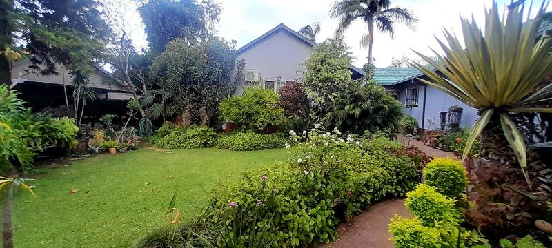 5 Bedroom Property for Sale in Florauna Gauteng