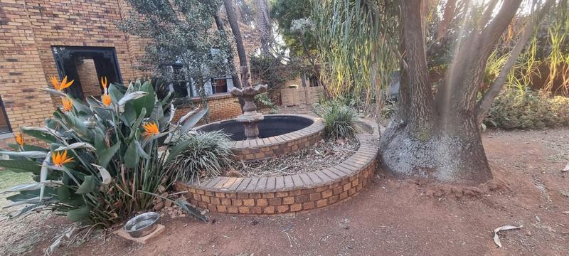 4 Bedroom Property for Sale in Sonneveld Gauteng