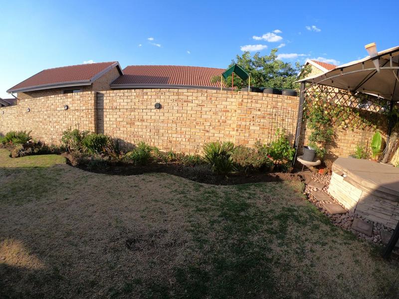 2 Bedroom Property for Sale in Sunair Park Gauteng