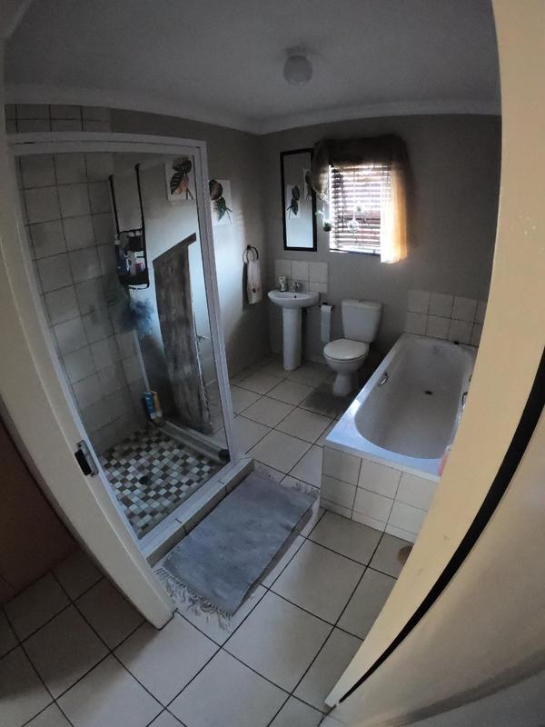 2 Bedroom Property for Sale in Sunair Park Gauteng