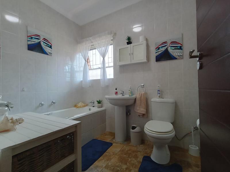 To Let 3 Bedroom Property for Rent in Petersfield Gauteng