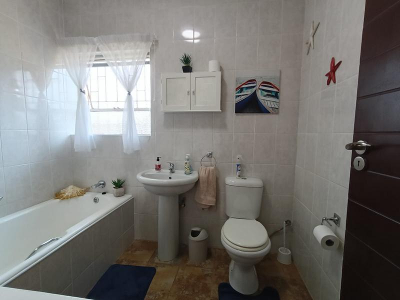 To Let 3 Bedroom Property for Rent in Petersfield Gauteng