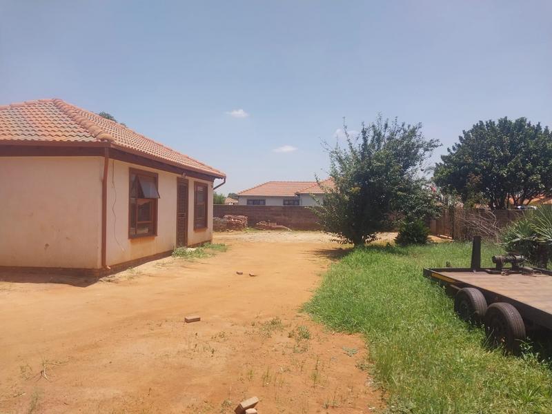 2 Bedroom Property for Sale in Crystal Park Gauteng