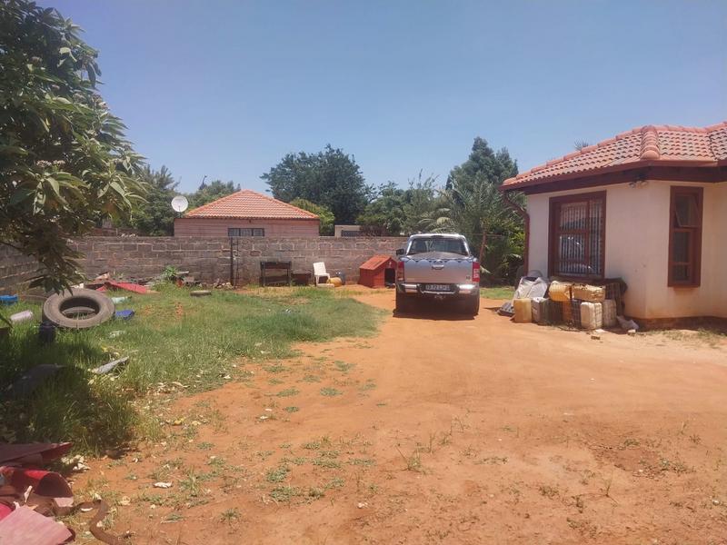 2 Bedroom Property for Sale in Crystal Park Gauteng