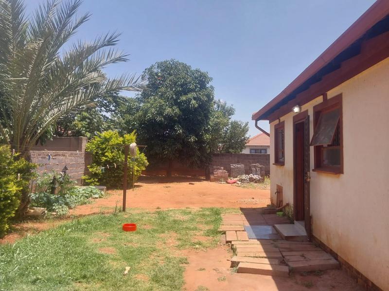 2 Bedroom Property for Sale in Crystal Park Gauteng