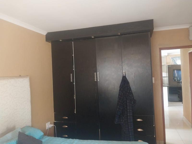 2 Bedroom Property for Sale in Crystal Park Gauteng