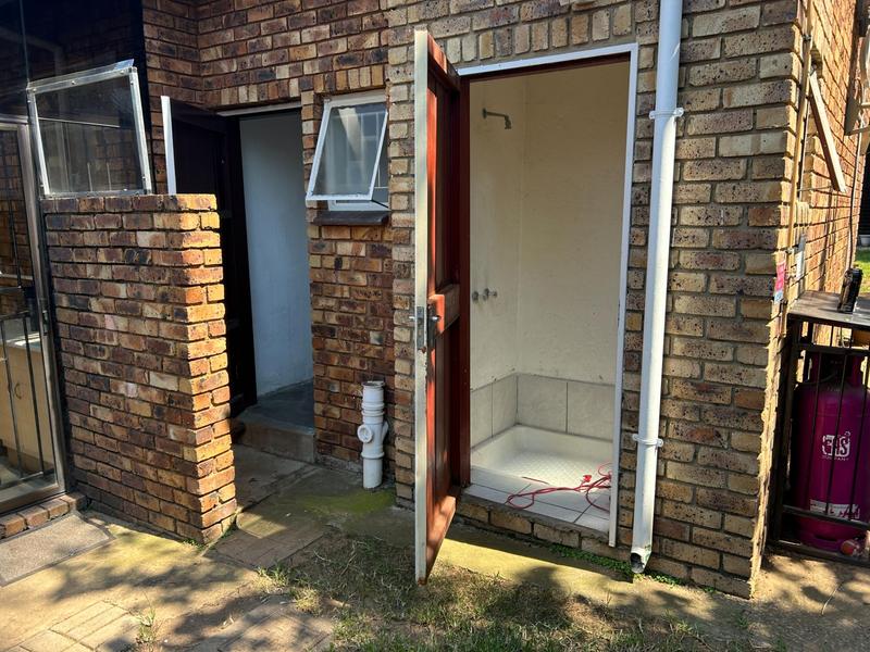 4 Bedroom Property for Sale in The Reeds Gauteng