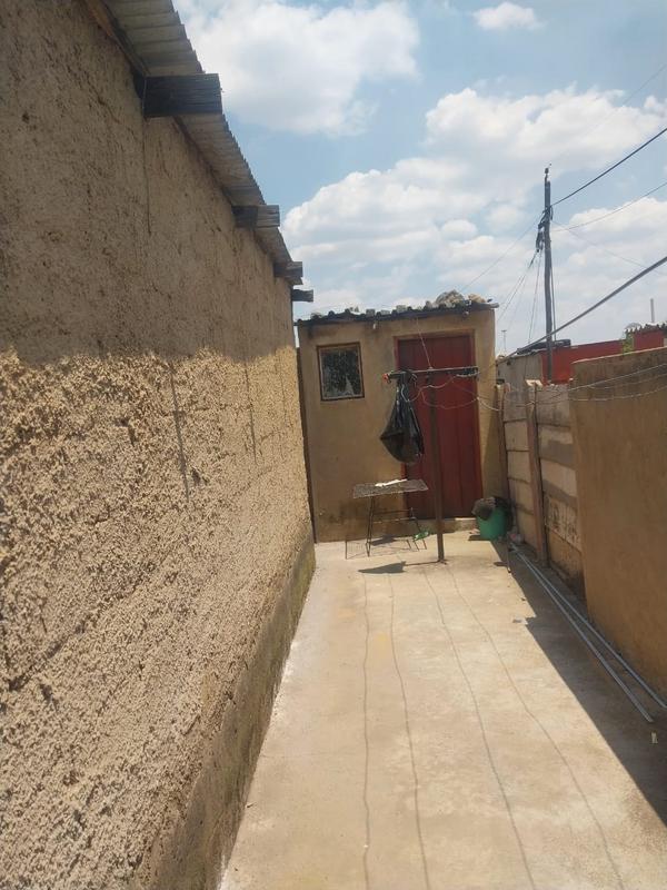 2 Bedroom Property for Sale in Tembisa Gauteng