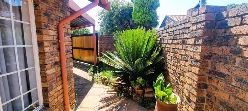 3 Bedroom Property for Sale in Amberfield Gauteng