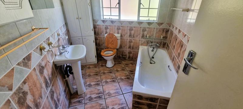 3 Bedroom Property for Sale in Amberfield Gauteng