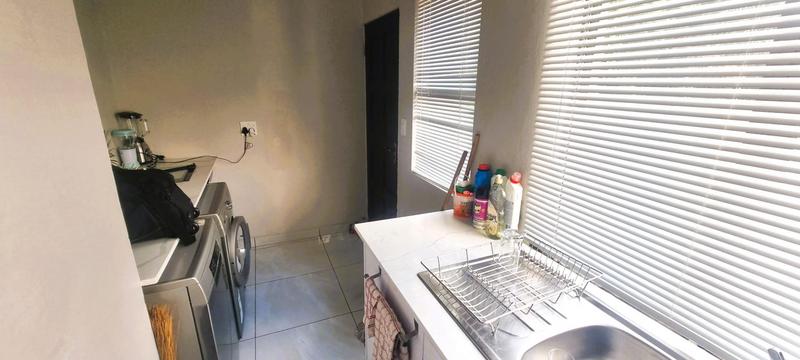 4 Bedroom Property for Sale in Amberfield Gauteng