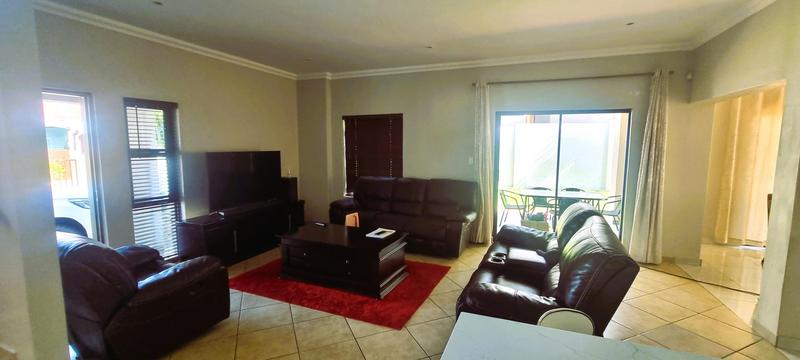 4 Bedroom Property for Sale in Amberfield Gauteng