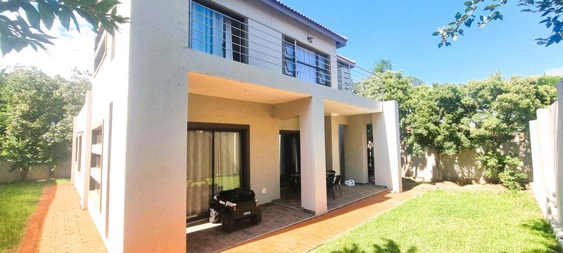 4 Bedroom Property for Sale in Amberfield Gauteng