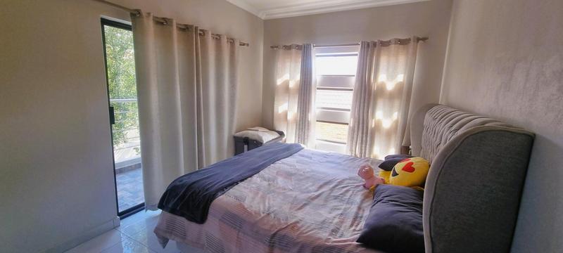 4 Bedroom Property for Sale in Amberfield Gauteng