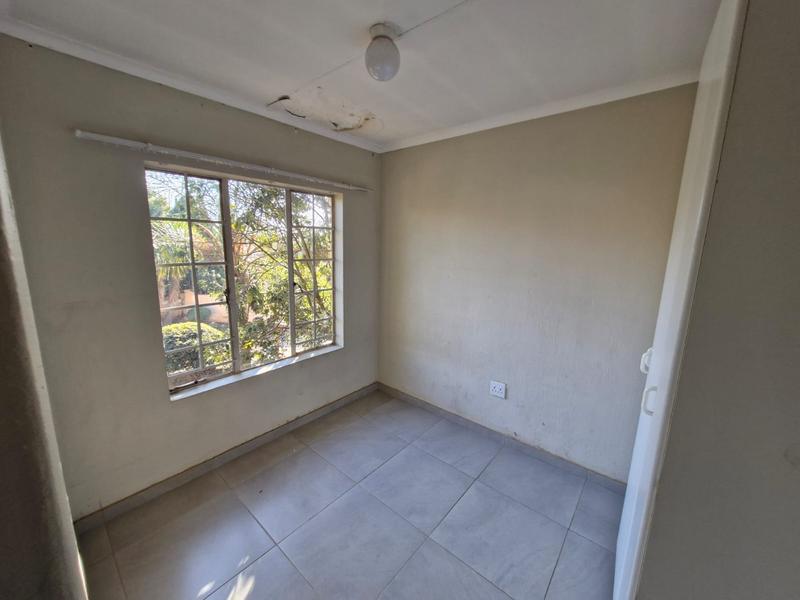 3 Bedroom Property for Sale in Heuwelsig Estate Gauteng