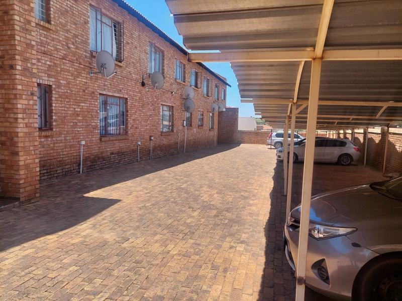 2 Bedroom Property for Sale in Greenhills Ext 3 Gauteng