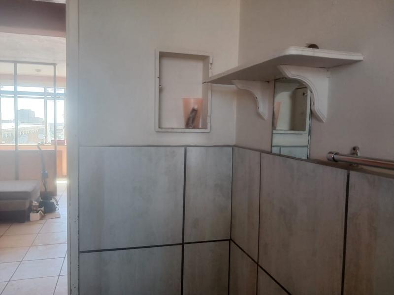 1 Bedroom Property for Sale in Hillbrow Gauteng