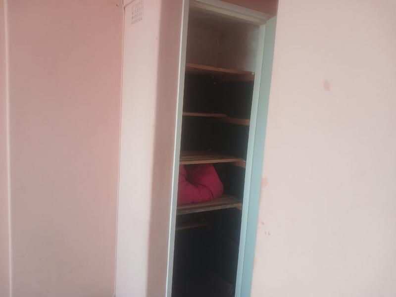 1 Bedroom Property for Sale in Hillbrow Gauteng