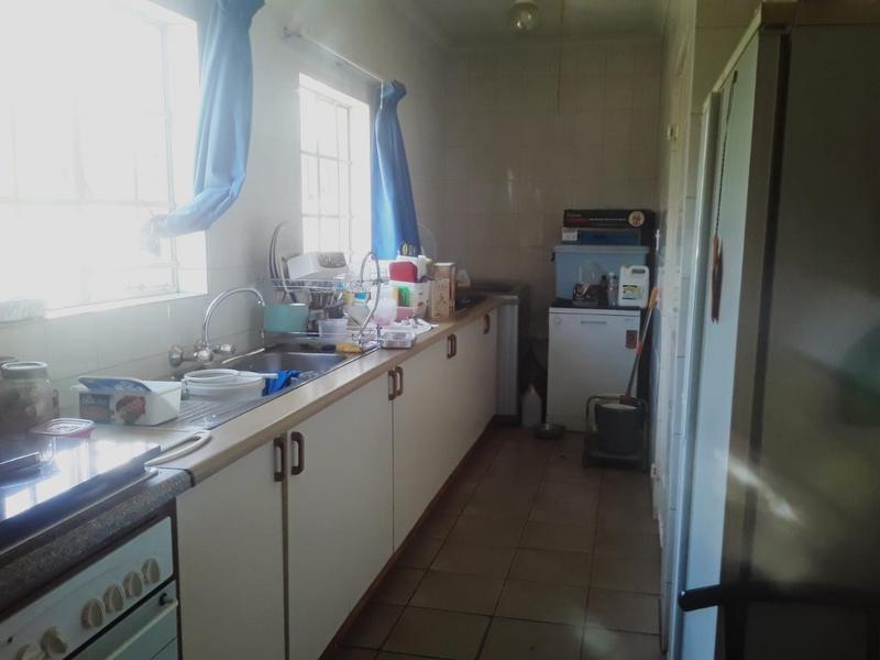 3 Bedroom Property for Sale in Mountain View Gauteng