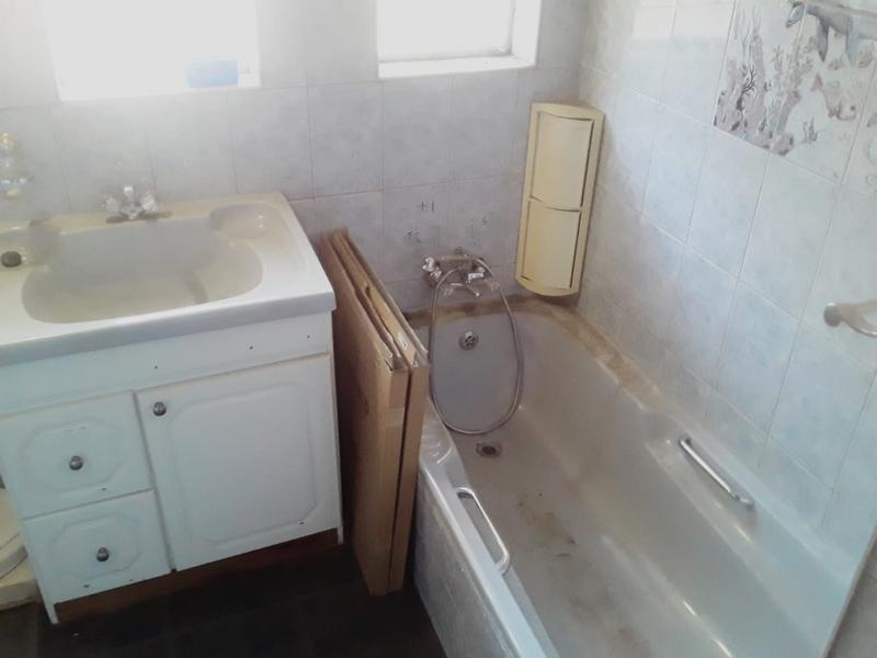 3 Bedroom Property for Sale in Mountain View Gauteng