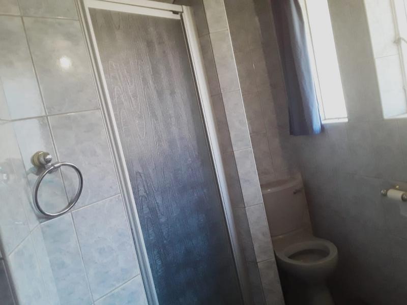 3 Bedroom Property for Sale in Mountain View Gauteng