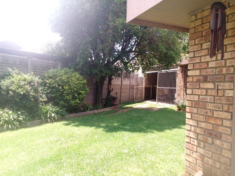 4 Bedroom Property for Sale in Vanderbijlpark Sw 2 Gauteng