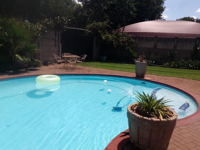 4 Bedroom Property for Sale in Vanderbijlpark Sw 2 Gauteng