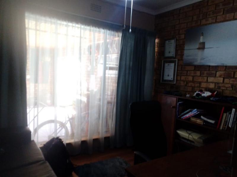 4 Bedroom Property for Sale in Vanderbijlpark Sw 2 Gauteng