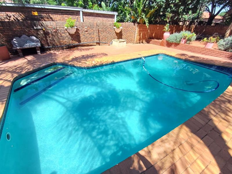 4 Bedroom Property for Sale in Theresa Park Gauteng