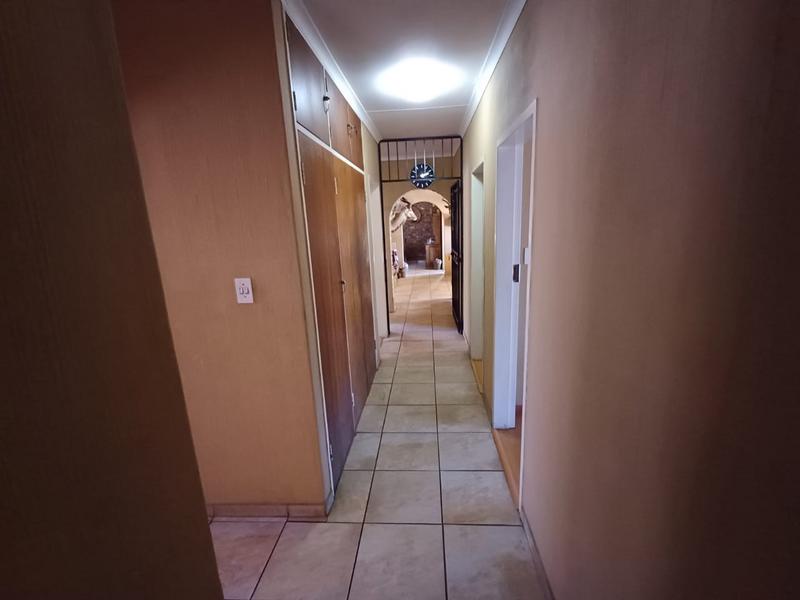 4 Bedroom Property for Sale in Theresa Park Gauteng