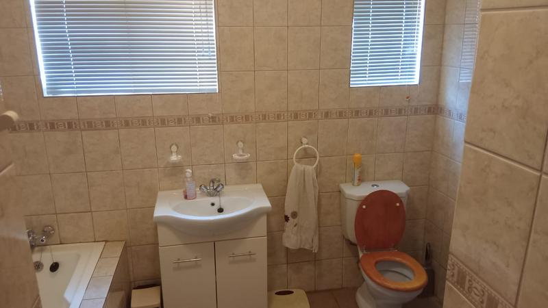 3 Bedroom Property for Sale in Annlin Gauteng