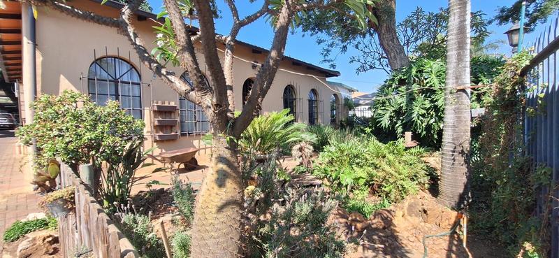 5 Bedroom Property for Sale in Pretoria Gardens Gauteng