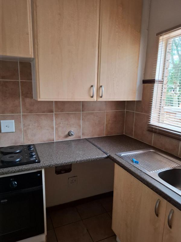 To Let 2 Bedroom Property for Rent in Olympus Gauteng