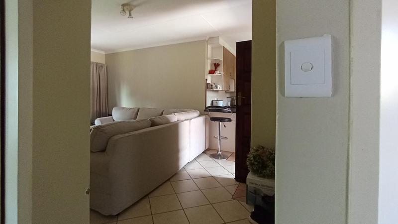 2 Bedroom Property for Sale in Mooikloof Ridge Gauteng