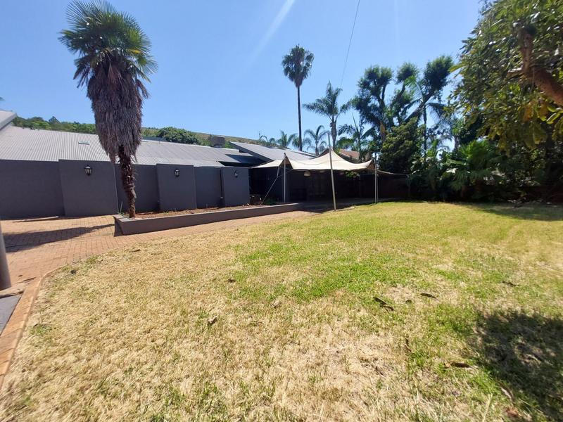 5 Bedroom Property for Sale in Waverley Gauteng