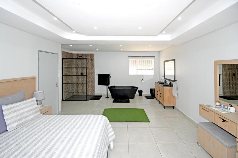 3 Bedroom Property for Sale in Parkmore Gauteng