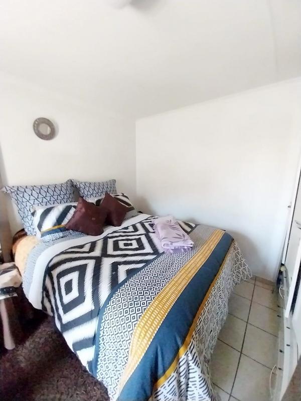 To Let 3 Bedroom Property for Rent in Devland Gauteng