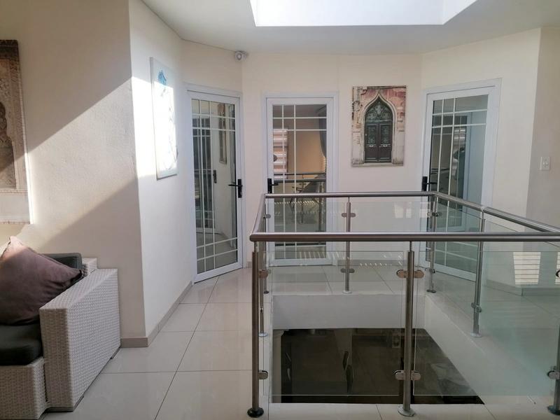 To Let 4 Bedroom Property for Rent in Dhlamini Gauteng